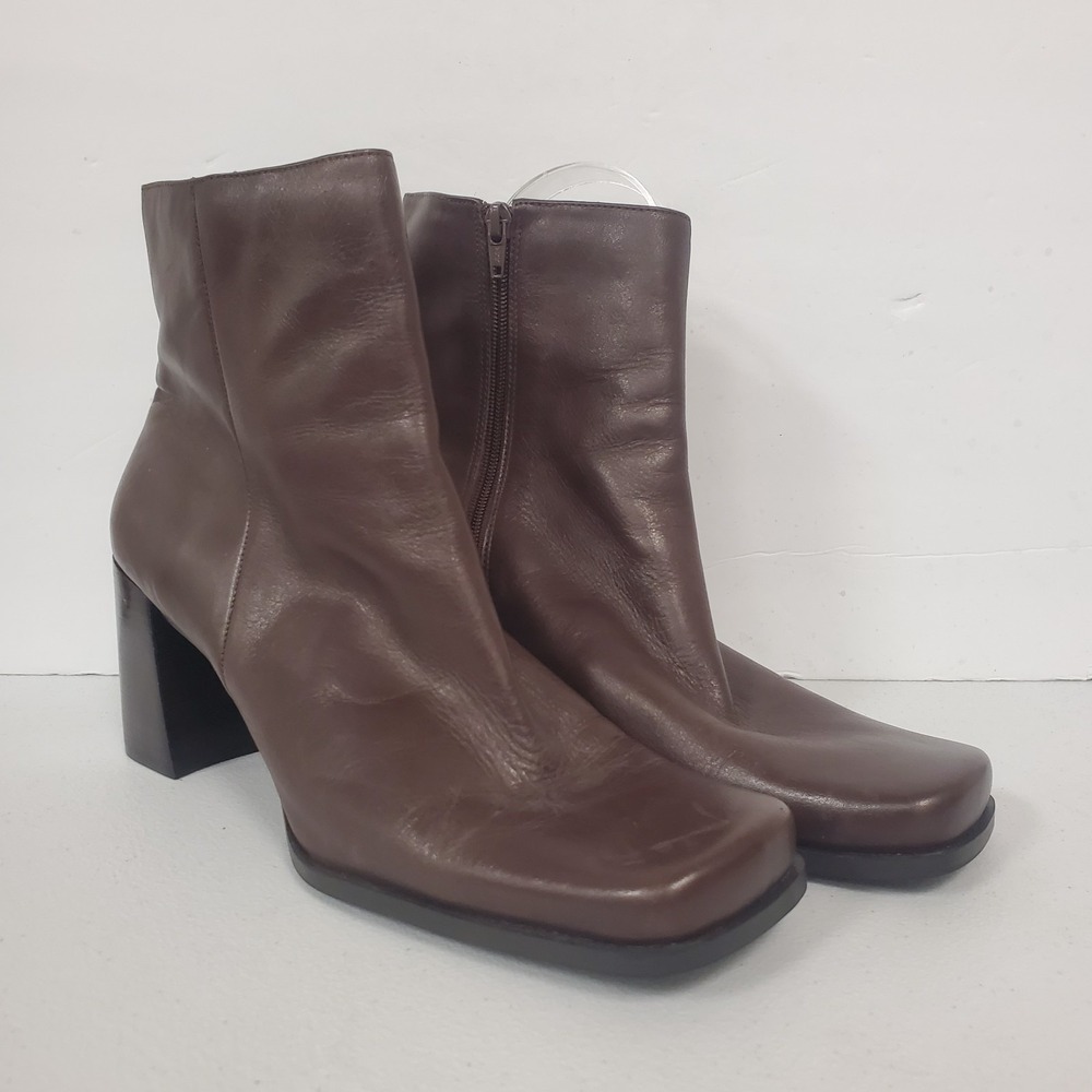 Westies Y2K Chunky Leather Boots Size 11 Block Heel Square Toe 90s Minimalist